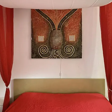 Apartment Comodo Pied-a-terre Ad